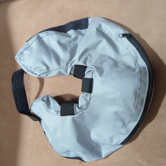 Well & Good Inflatable Collar for Dogs - Used Size Small - Picture 6 of 7